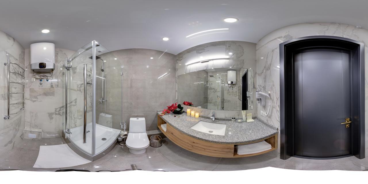 Aurum Hotel Бишкек Екстериор снимка