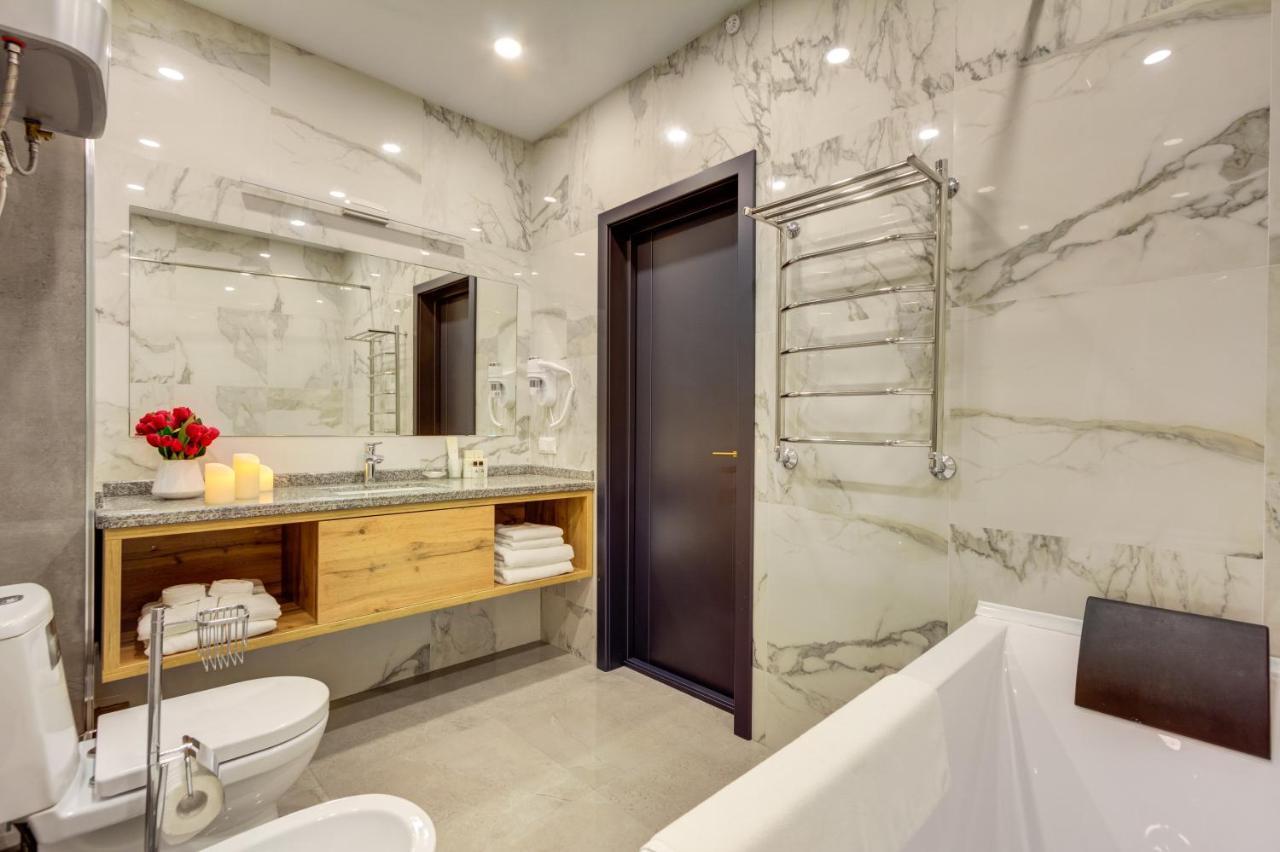 Aurum Hotel Бишкек Екстериор снимка