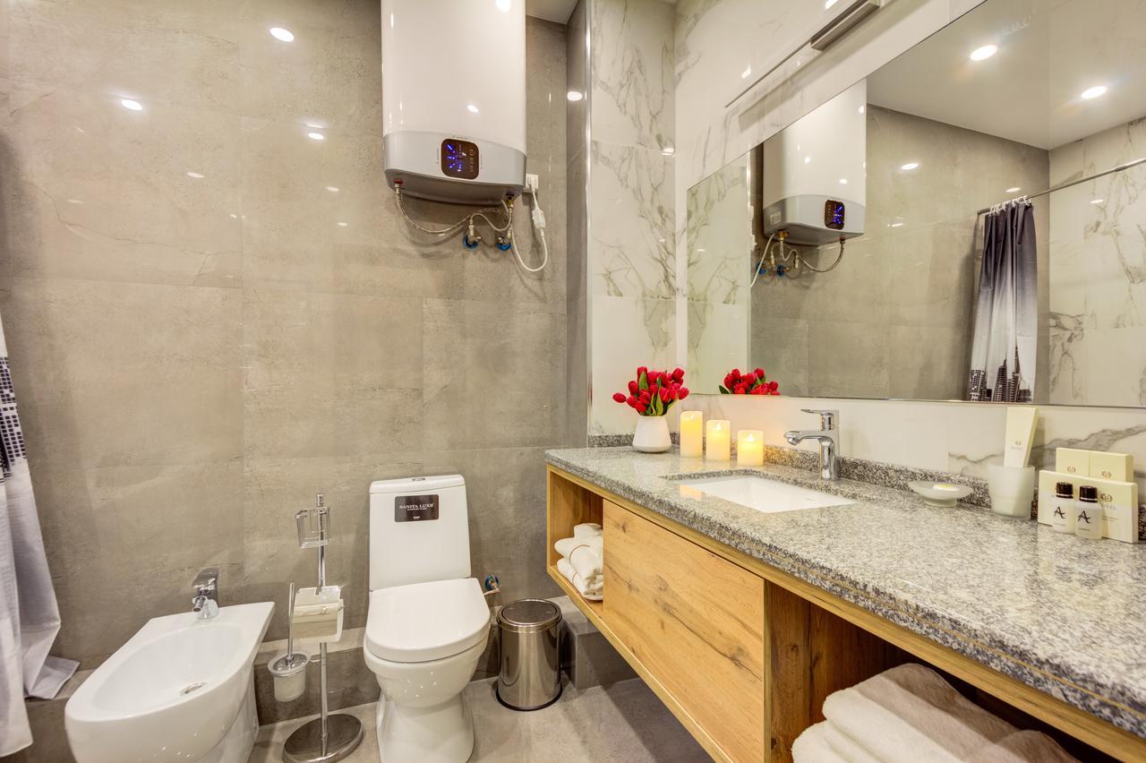 Aurum Hotel Бишкек Екстериор снимка